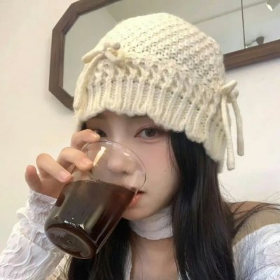 照片的她